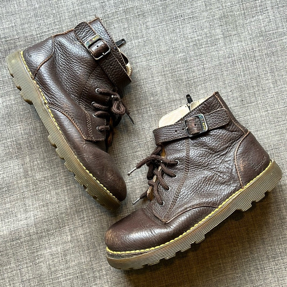 Vintage Dr. Marten's DM Kids Brown Chunky Leather Boots Big Kids Size 2
